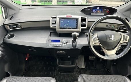 Honda Freed I, 2016 год, 1 000 000 рублей, 8 фотография