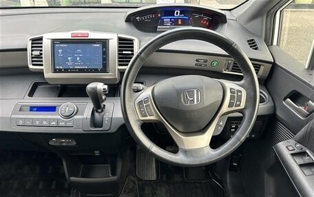 Honda Freed I, 2016 год, 1 000 000 рублей, 9 фотография