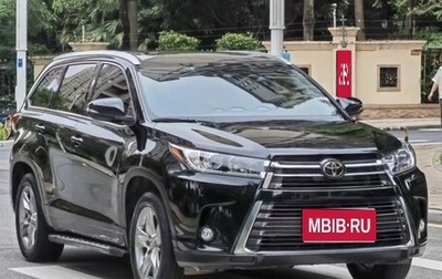 Toyota Highlander III, 2021 год, 3 008 000 рублей, 1 фотография
