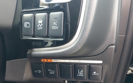 Mitsubishi Outlander III рестайлинг 3, 2015 год, 1 950 000 рублей, 7 фотография