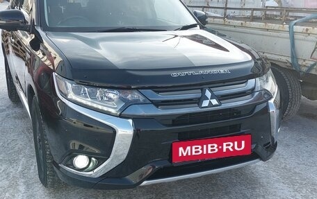 Mitsubishi Outlander III рестайлинг 3, 2015 год, 1 950 000 рублей, 17 фотография