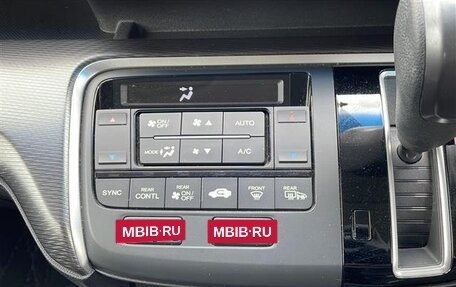 Honda Stepwgn IV, 2021 год, 1 620 000 рублей, 11 фотография