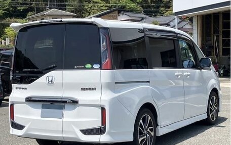 Honda Stepwgn IV, 2021 год, 1 650 000 рублей, 9 фотография