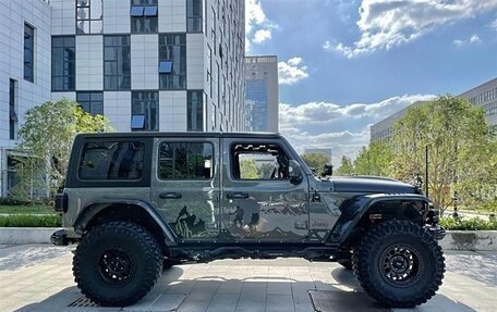 Jeep Wrangler, 2022 год, 6 700 000 рублей, 9 фотография