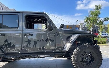 Jeep Wrangler, 2022 год, 6 700 000 рублей, 7 фотография