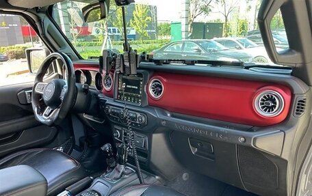 Jeep Wrangler, 2022 год, 6 700 000 рублей, 16 фотография