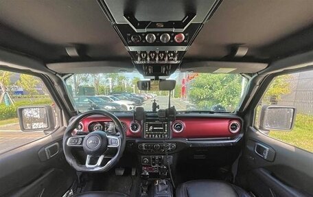 Jeep Wrangler, 2022 год, 6 700 000 рублей, 22 фотография