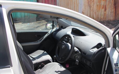 Toyota Vitz, 2009 год, 550 000 рублей, 11 фотография