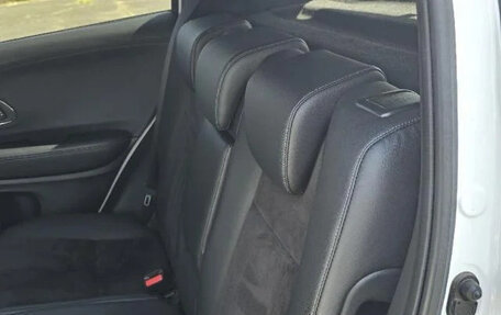 Honda Vezel, 2021 год, 1 370 000 рублей, 18 фотография