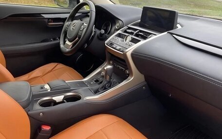 Lexus NX, 2021 год, 3 010 000 рублей, 10 фотография