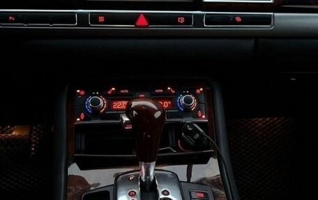 Audi A8, 2006 год, 870 000 рублей, 12 фотография