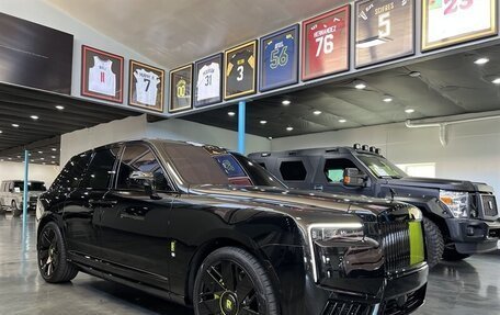 Rolls-Royce Cullinan, 2025 год, 68 197 144 рублей, 1 фотография