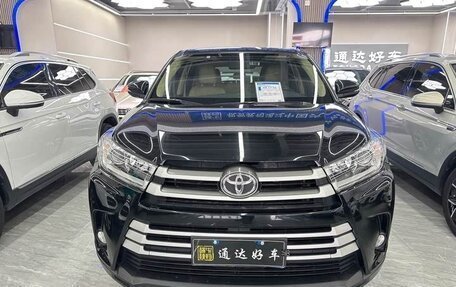 Toyota Highlander III, 2021 год, 3 025 000 рублей, 2 фотография