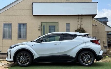Toyota C-HR I рестайлинг, 2021 год, 1 550 000 рублей, 5 фотография