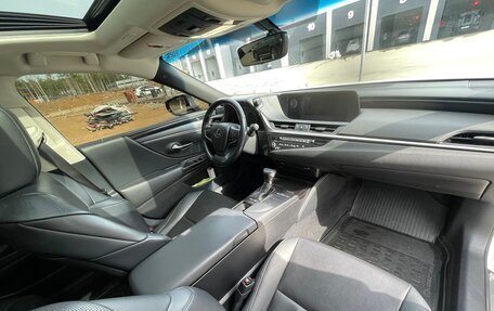 Lexus ES VII, 2019 год, 3 790 000 рублей, 22 фотография