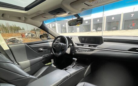 Lexus ES VII, 2019 год, 3 790 000 рублей, 25 фотография