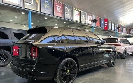 Rolls-Royce Cullinan, 2025 год, 68 197 144 рублей, 4 фотография