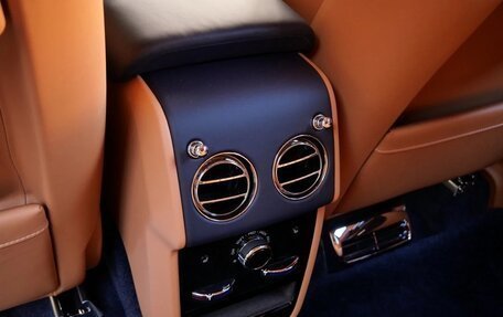Rolls-Royce Cullinan, 2025 год, 64 408 416 рублей, 9 фотография