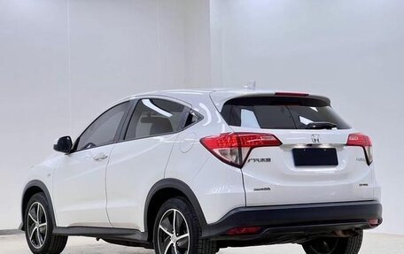 Honda Vezel, 2022 год, 1 770 999 рублей, 5 фотография