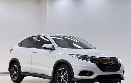 Honda Vezel, 2022 год, 1 770 999 рублей, 3 фотография