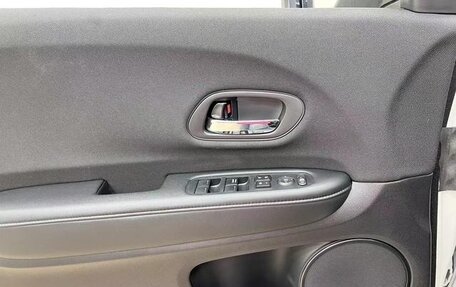 Honda Vezel, 2022 год, 1 770 999 рублей, 10 фотография
