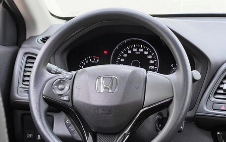 Honda Vezel, 2022 год, 1 770 999 рублей, 19 фотография