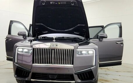 Rolls-Royce Cullinan, 2025 год, 69 020 784 рублей, 9 фотография