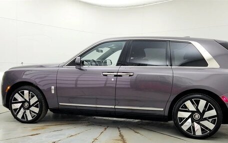 Rolls-Royce Cullinan, 2025 год, 69 020 784 рублей, 3 фотография