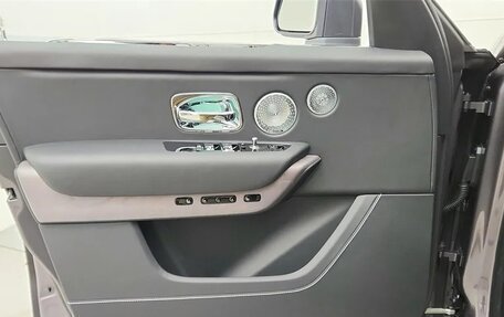 Rolls-Royce Cullinan, 2025 год, 69 020 784 рублей, 20 фотография