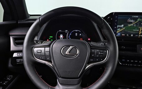 Lexus UX I, 2024 год, 4 300 777 рублей, 6 фотография