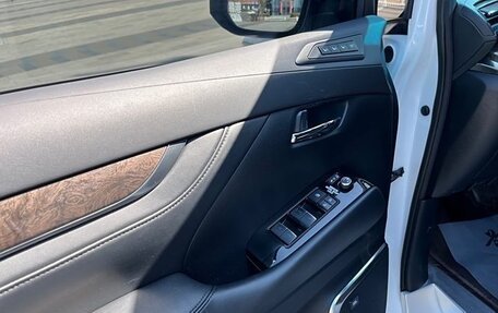 Toyota Alphard III, 2022 год, 7 900 300 рублей, 17 фотография