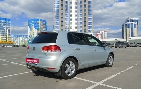 Volkswagen Golf VI, 2011 год, 860 000 рублей, 3 фотография