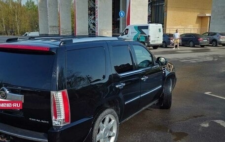 Cadillac Escalade III, 2011 год, 1 800 000 рублей, 6 фотография