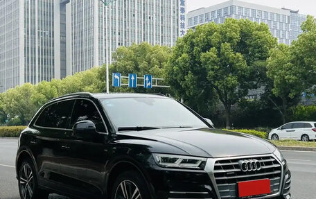 Audi Q5, 2020 год, 2 700 000 рублей, 2 фотография