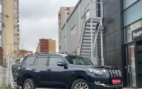 Toyota Land Cruiser Prado 150 рестайлинг 2, 2019 год, 4 299 000 рублей, 1 фотография