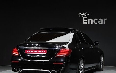 Mercedes-Benz E-Класс AMG, 2020 год, 5 150 000 рублей, 3 фотография
