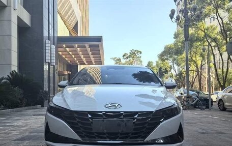 Hyundai Elantra, 2022 год, 1 350 404 рублей, 2 фотография