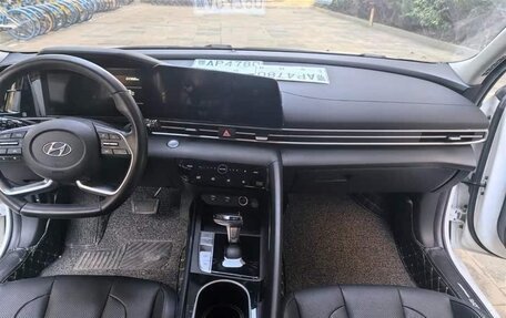 Hyundai Elantra, 2022 год, 1 350 404 рублей, 8 фотография