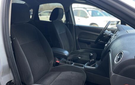 Ford Focus II рестайлинг, 2006 год, 440 000 рублей, 23 фотография