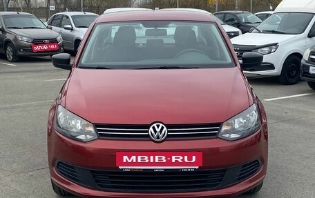 Volkswagen Polo VI (EU Market), 2010 год, 560 000 рублей, 2 фотография