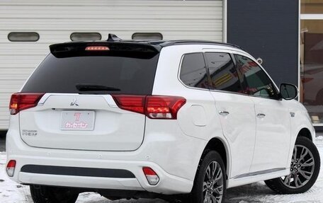 Mitsubishi Outlander III рестайлинг 3, 2021 год, 1 990 111 рублей, 3 фотография