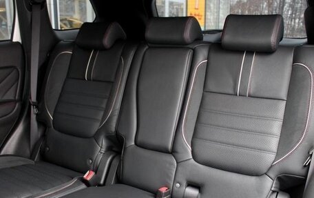 Mitsubishi Outlander III рестайлинг 3, 2021 год, 1 990 111 рублей, 28 фотография