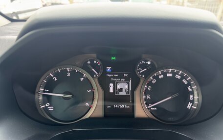 Toyota Land Cruiser Prado 150 рестайлинг 2, 2019 год, 4 299 000 рублей, 11 фотография