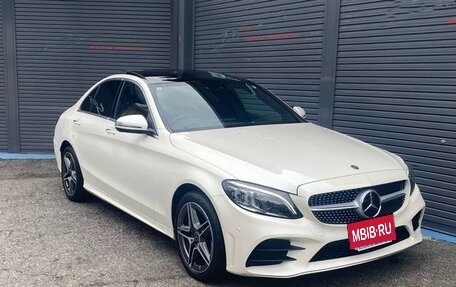 Mercedes-Benz C-Класс, 2019 год, 1 750 000 рублей, 2 фотография