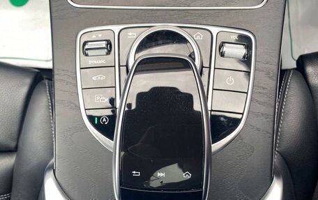 Mercedes-Benz C-Класс, 2019 год, 1 750 000 рублей, 15 фотография