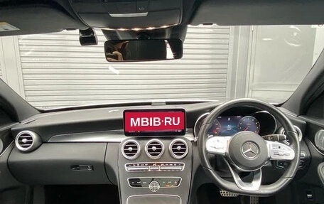Mercedes-Benz C-Класс, 2019 год, 1 750 000 рублей, 10 фотография