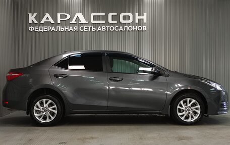 Toyota Corolla, 2018 год, 1 800 000 рублей, 6 фотография