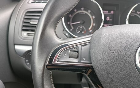 Skoda Yeti I рестайлинг, 2017 год, 1 150 000 рублей, 19 фотография