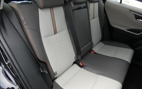 Toyota RAV4, 2021 год, 2 964 000 рублей, 15 фотография