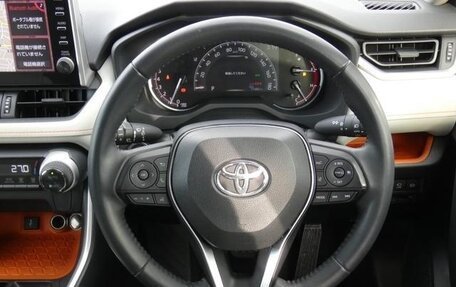 Toyota RAV4, 2021 год, 2 964 000 рублей, 14 фотография